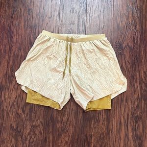 Lululemon men’s shorts